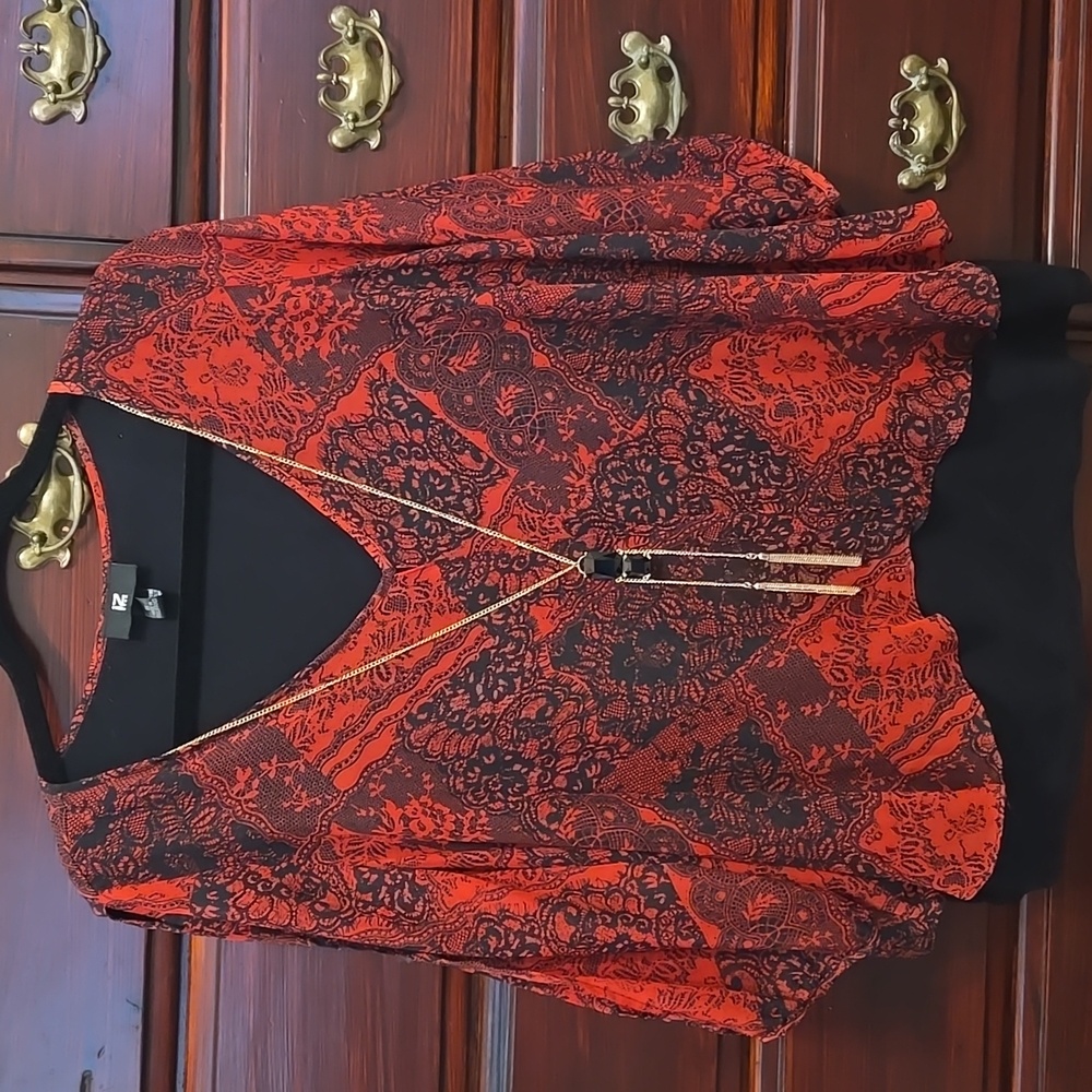 iZ Byer Red And Black 3/4 Sleeve Top Size 1X